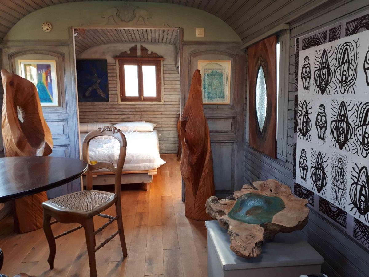 Le Fond De La Biche Bed and Breakfast Goutroux Zewnętrze zdjęcie